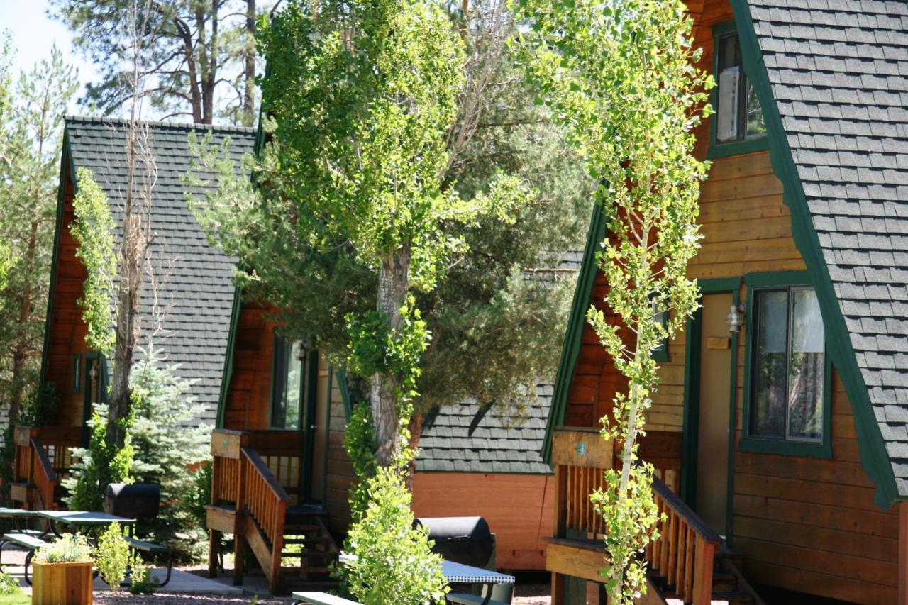 Cabins On Strawberry Hill Hotel Pine Luaran gambar